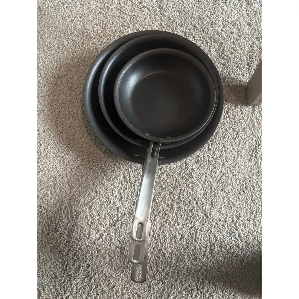 Member's Mark 3-Piece Hard Anodized Fry Pan Set